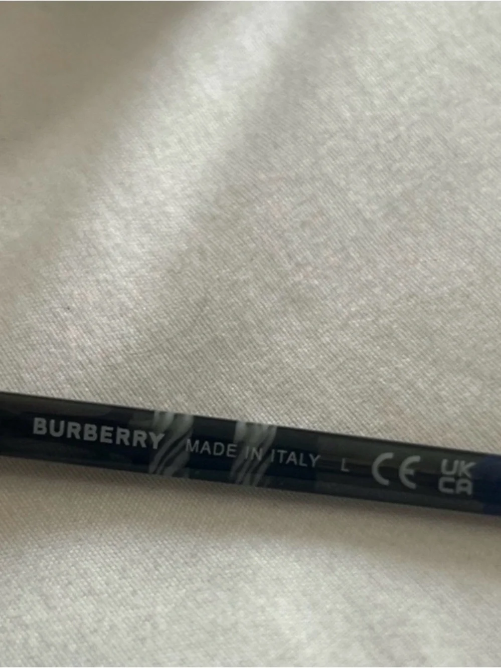 Authentic Burberry BE4465 Black Cat-Eye Women’s Sunglasses in case and box